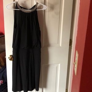 White/black market dress